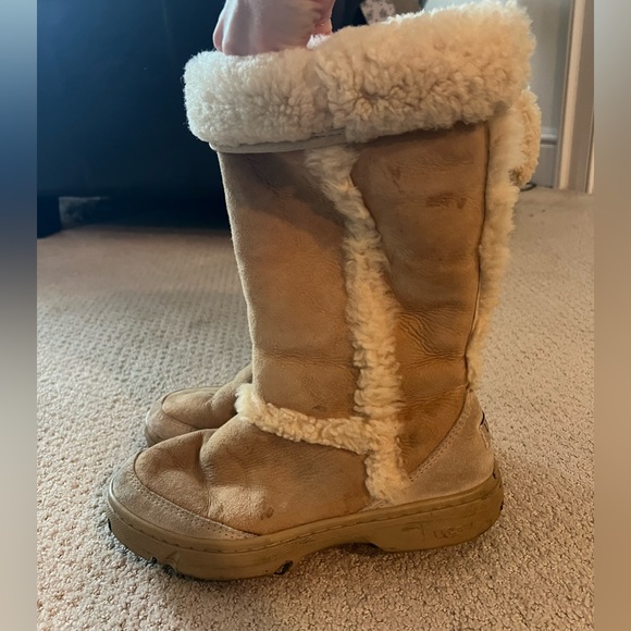 Tall Sunburst Uggs - Sand - Picture 4 of 10